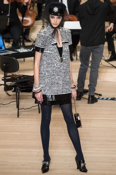 Look 82